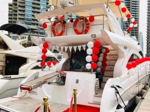 Dubai Yacht Party