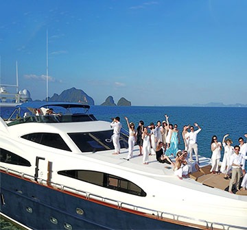 Dubai Yacht Rental Price, Dubai Yacht Rental, Dubai Yacht Charter, Dubai Yacht, Dubai Desert Safari, Arabian Adventures Dubai, Horse Riding, Horse Breeding, Dubai City Tours, City Tours in Dubai, City Dubai tours.