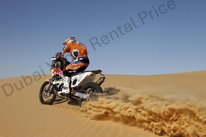 Best Time for Desert Dirt Biking in Dubai